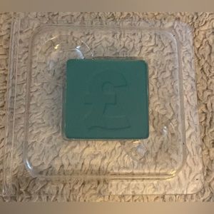 ⭐️ 3 for $22- Jeffree Star “Heavy Weighted” Eyeshadow Single, NWT